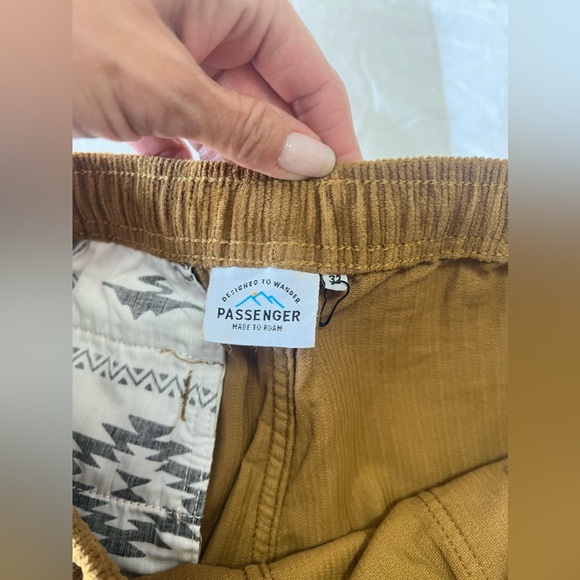 Passenger Brand | Men’s Size 32 | Made To Roam Brown Corduroy Shorts | EUC - Picture 4 of 9